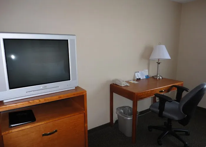 Days Inn By Wyndham Edmonton South