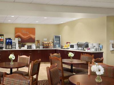 Hotel Days By Wyndham South