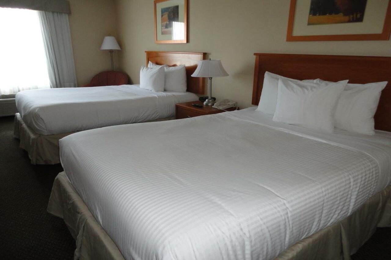 Days By Wyndham South Hotel