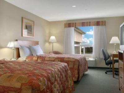 Days By Wyndham South Hotel Edmonton