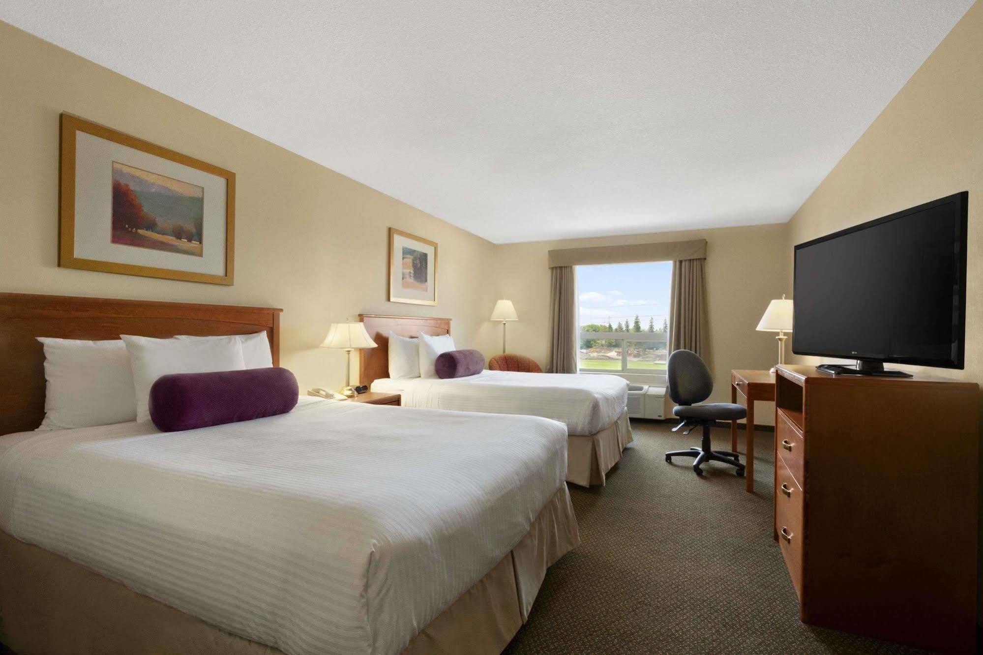 Hotel Days By Wyndham South 3*