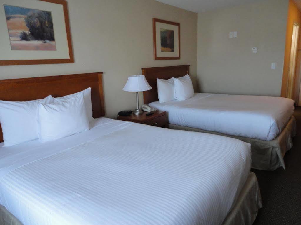 Days By Wyndham South Hotel Edmonton