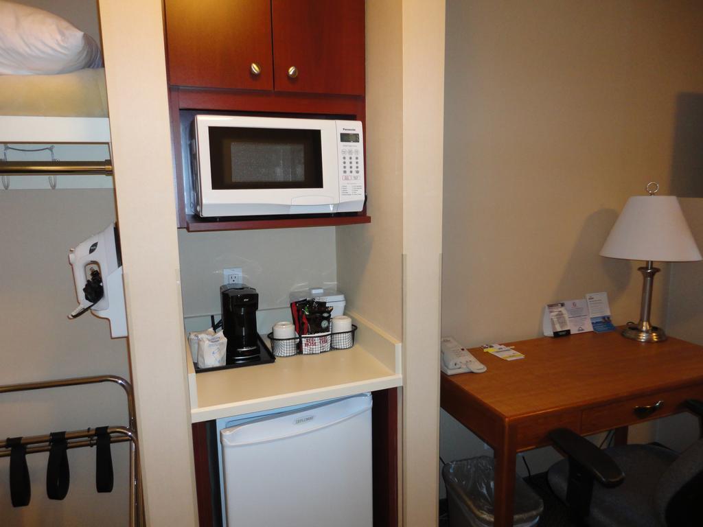Hotel Days By Wyndham South Edmonton